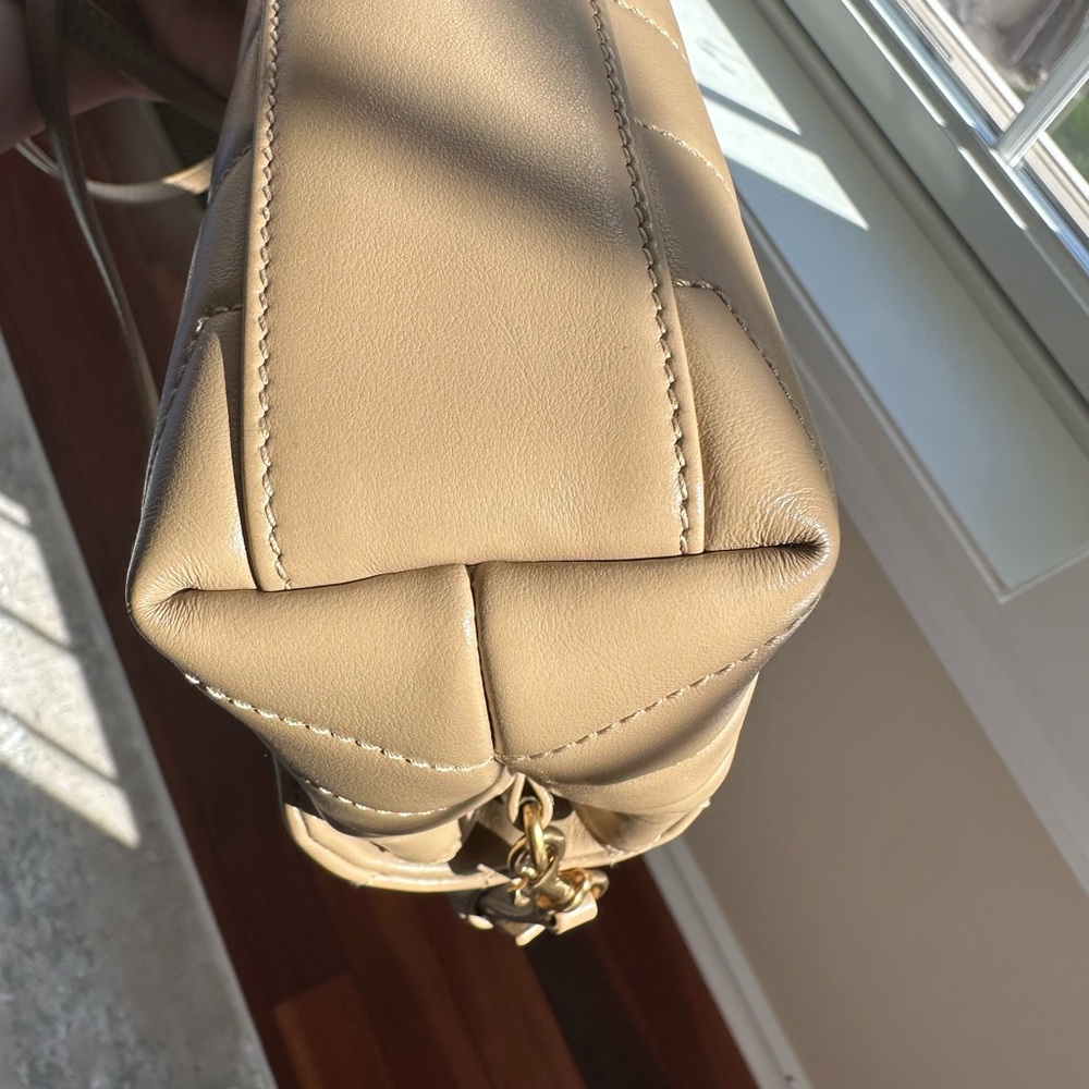 Yves Saint Laurent Tan Quilted Leather Shoulder Bag - Picture 6 of 7